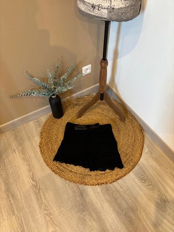 Short femme noir taille M/L