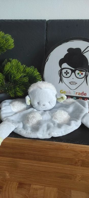 Brioche doudou mouton plat rond bleu vert blanc la halle kimbaloo Tâche Nuage