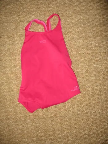 Maillot de Bain Rose Neuf Décathlon
