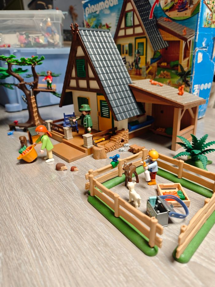 Playmobil 4207 Maison forestière - photo numéro 2