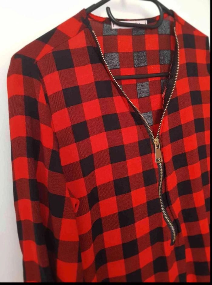 Robe  /  blouse  longue  taille  36 38 - photo numéro 2