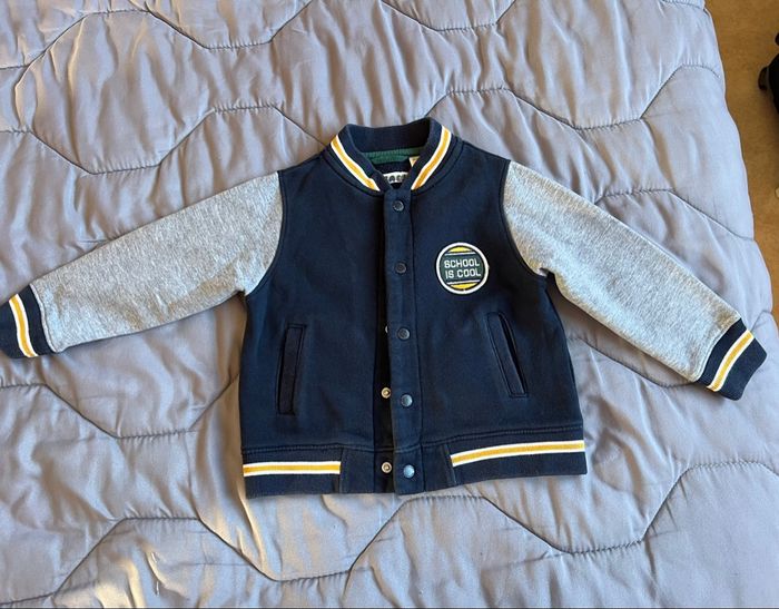 Lots 2 gilets et le 3eme offert - photo numéro 2