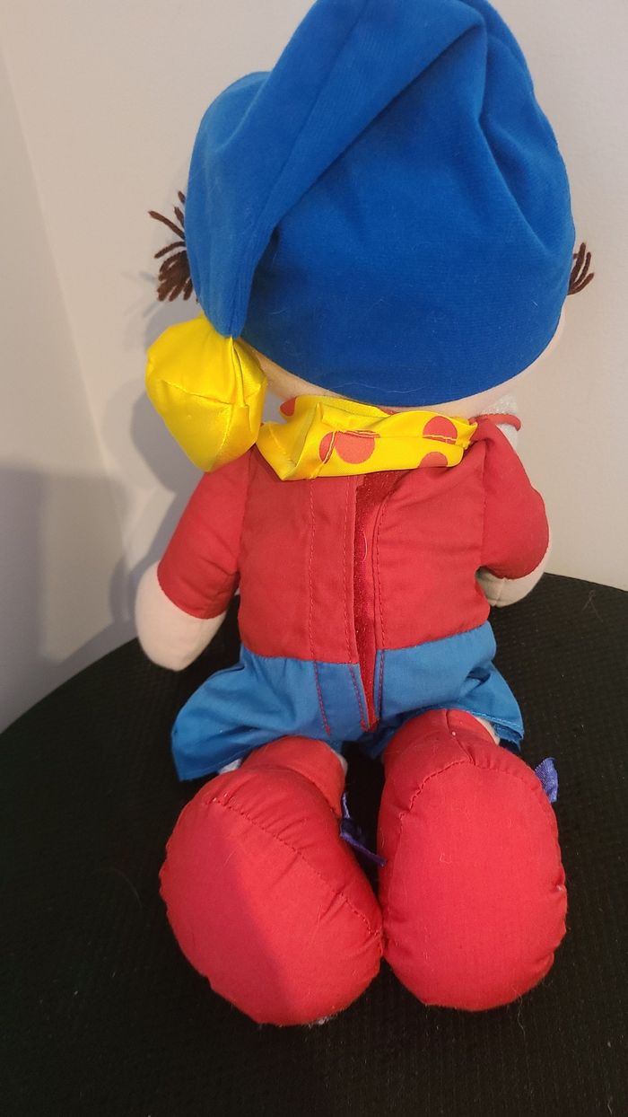 Personnage « OUI OUI » en chiffon 35cm Année 1994 son grelot est bien là - photo numéro 4
