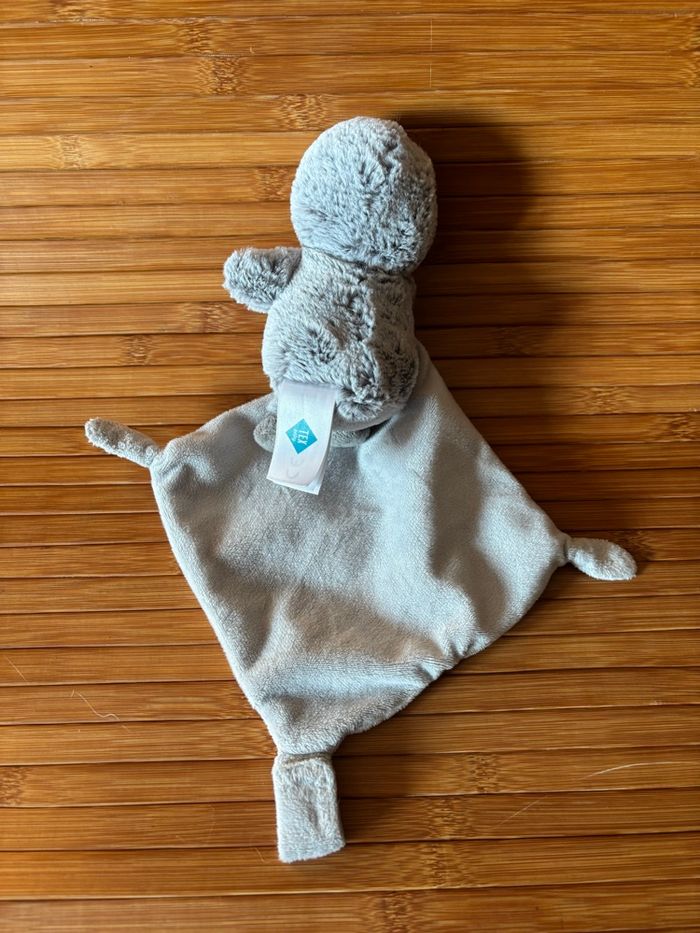 Doudou pingouin gris blanc mouchoir mon doudou tex Carrefour - photo numéro 3