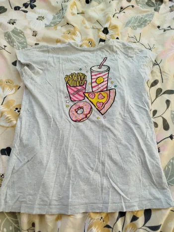 Tee shirt