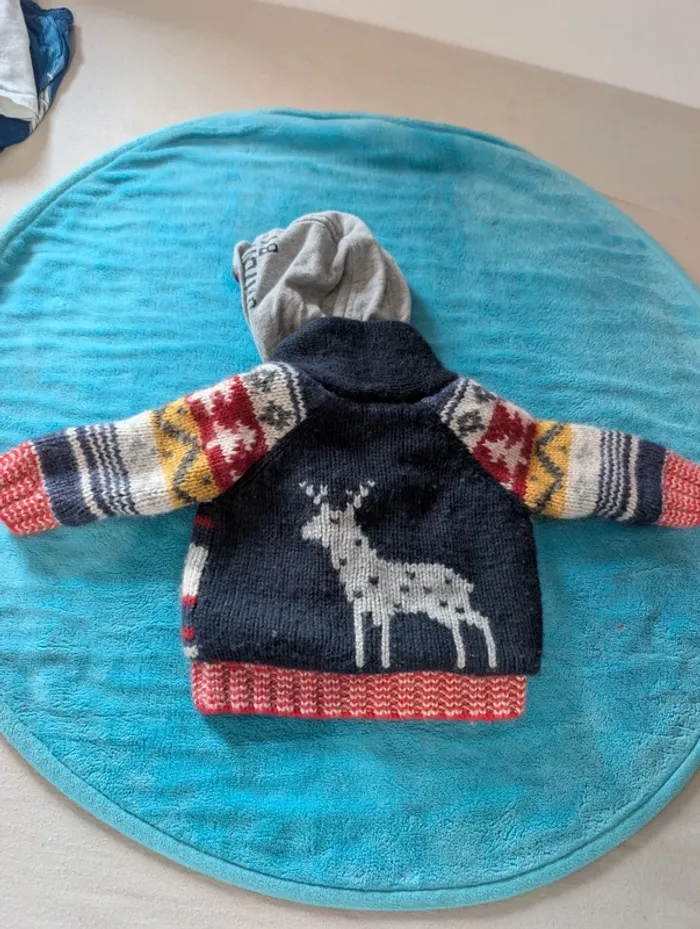 Grosse veste catimini 6 mois - photo numéro 7