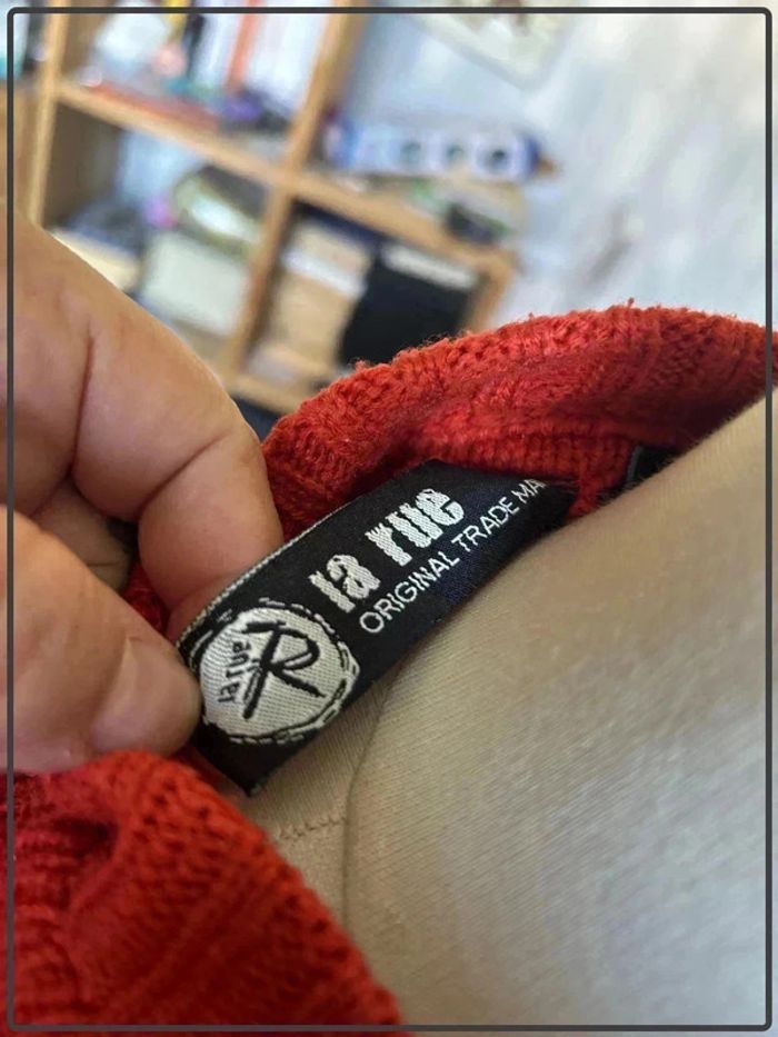 Pull taille 14ans marque la rue - photo numéro 4