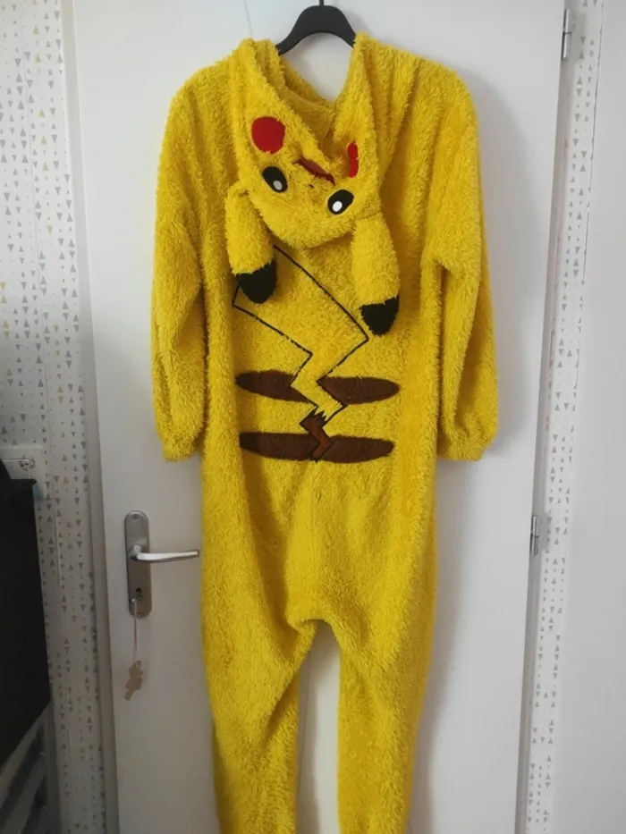 Combi pyjama Pikachu Undiz xxs - photo numéro 4