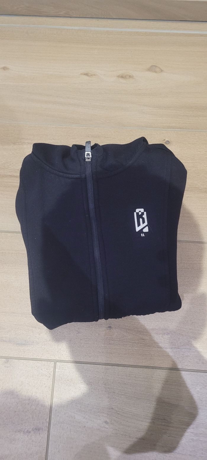 Veste noir - photo numéro 2