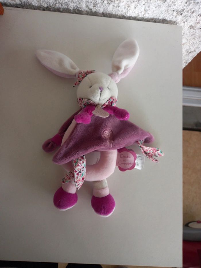 Doudou hochet fille