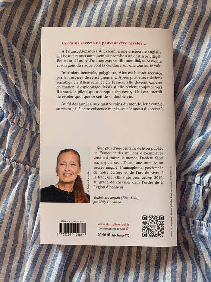 Espionne - Danielle Steel - photo numéro 2