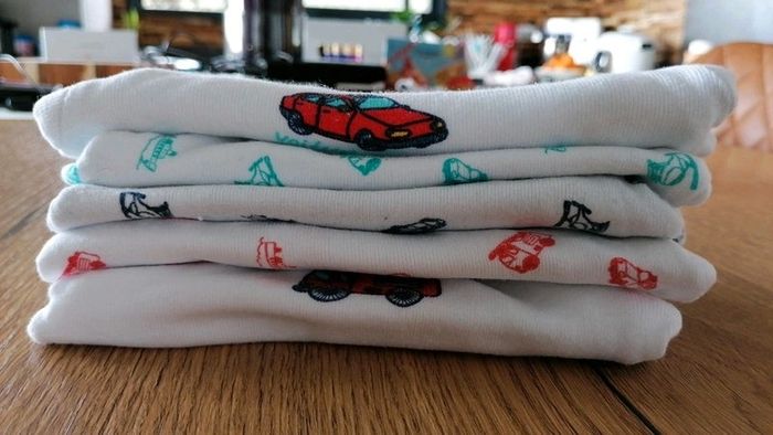 Lot de 5 body's 3mois manches courtes