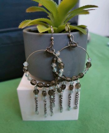 Boucles d'oreilles neuves