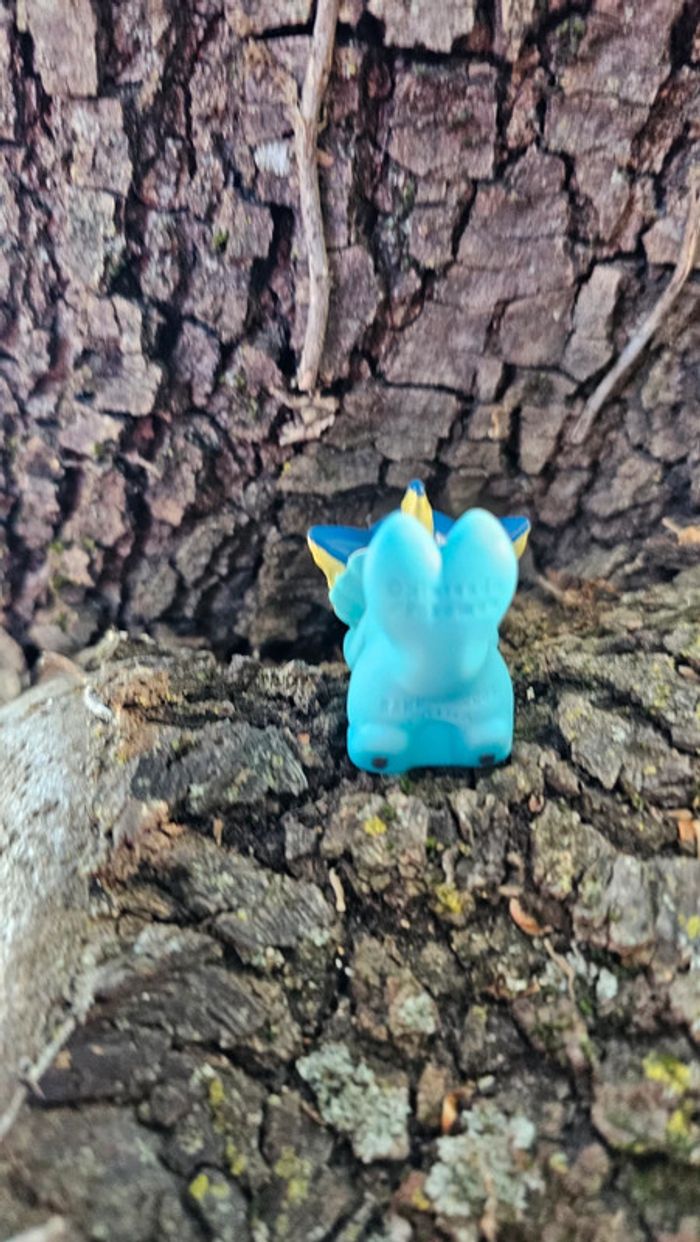 Super figurine Pokemon Nintendo finger puppet Aquali - photo numéro 3