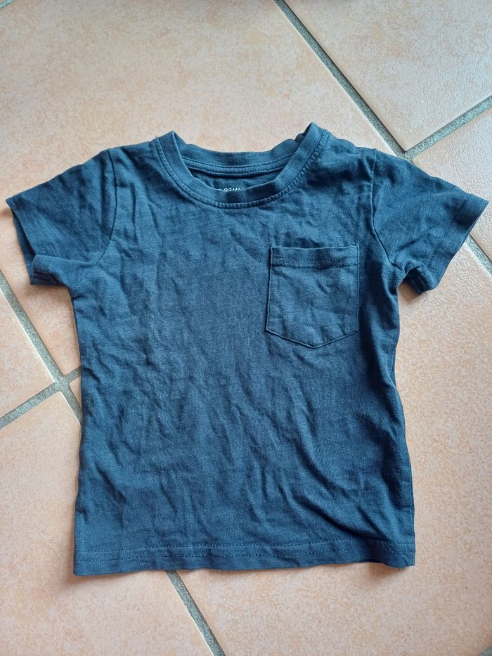 Tee shirt bleu marine