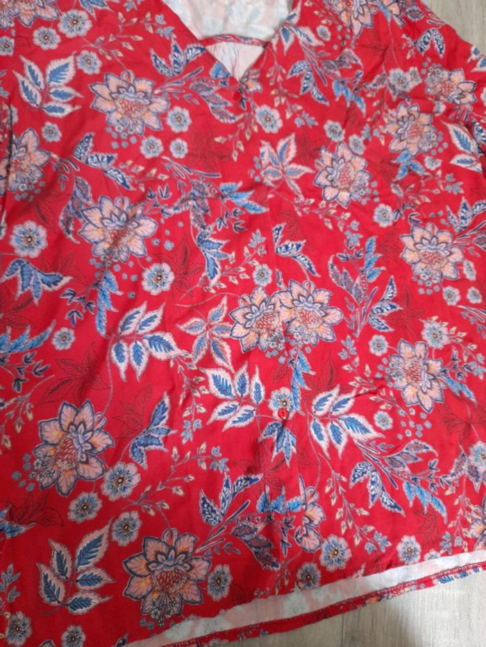 Chemisier blouse rouge fleurie - photo numéro 2