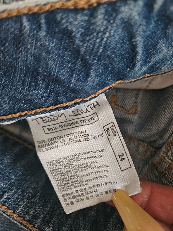Teddy Smith short en jeans taille 24 - photo numéro 6