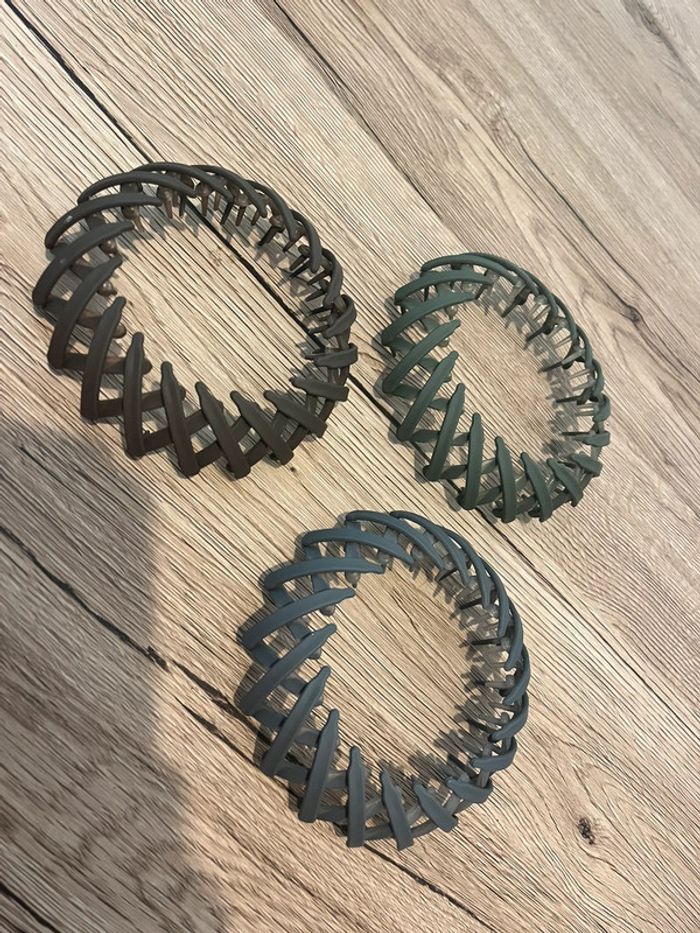 Pince ou épingle à cheveux - photo numéro 2