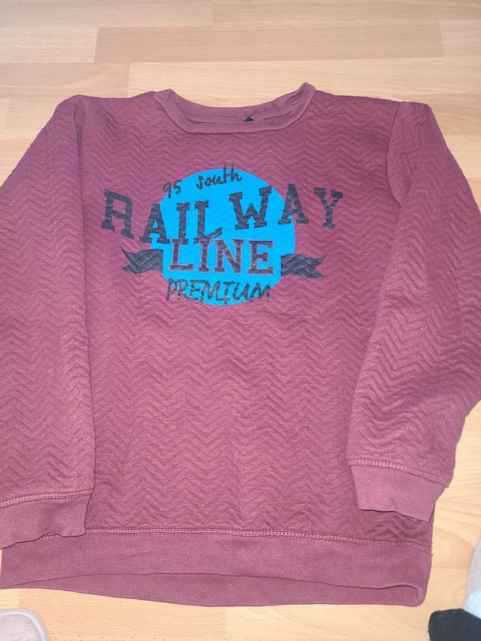 Sweat bordeau - photo numéro 2