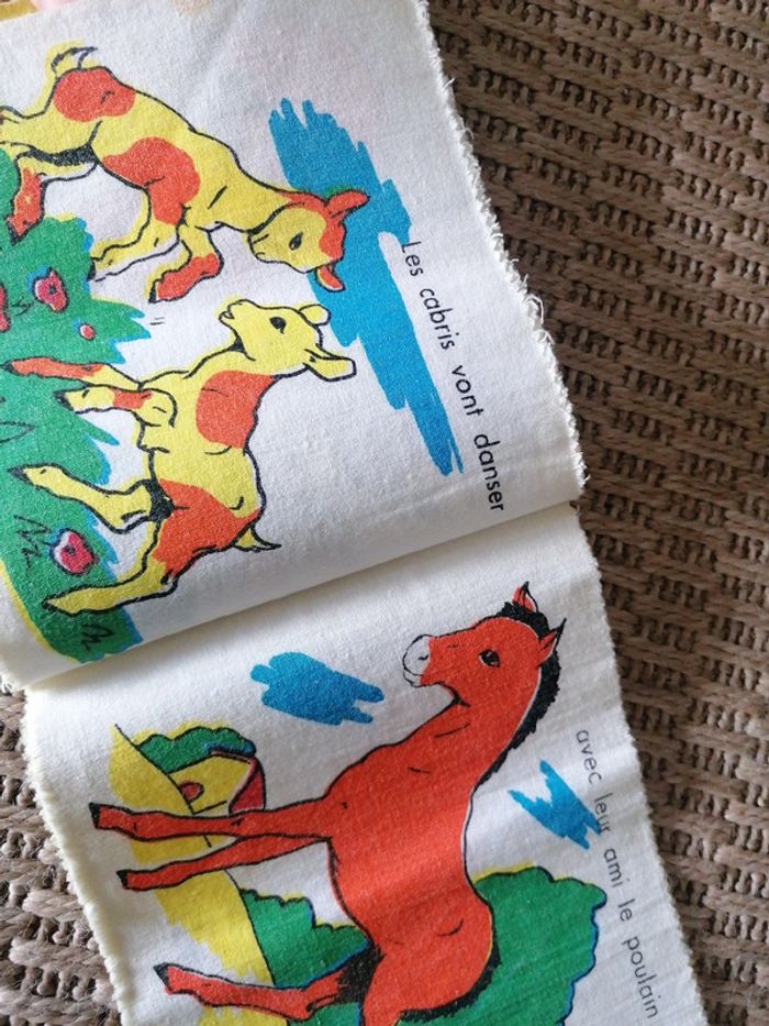 Livre tissu les petits vintage - photo numéro 9