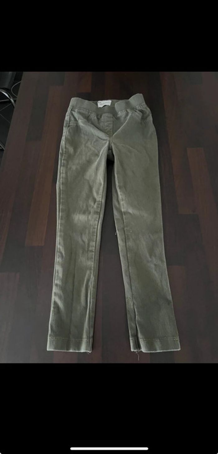 Leggings taille 4 à 6 ans / 110 cm en parfait état .lupilu