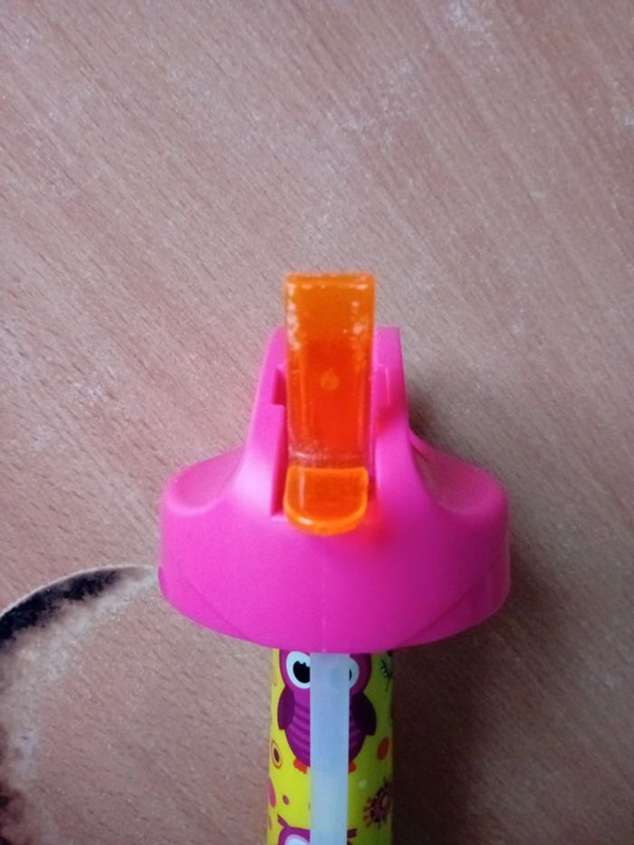 Gourde avec rafraîchissement - photo numéro 5