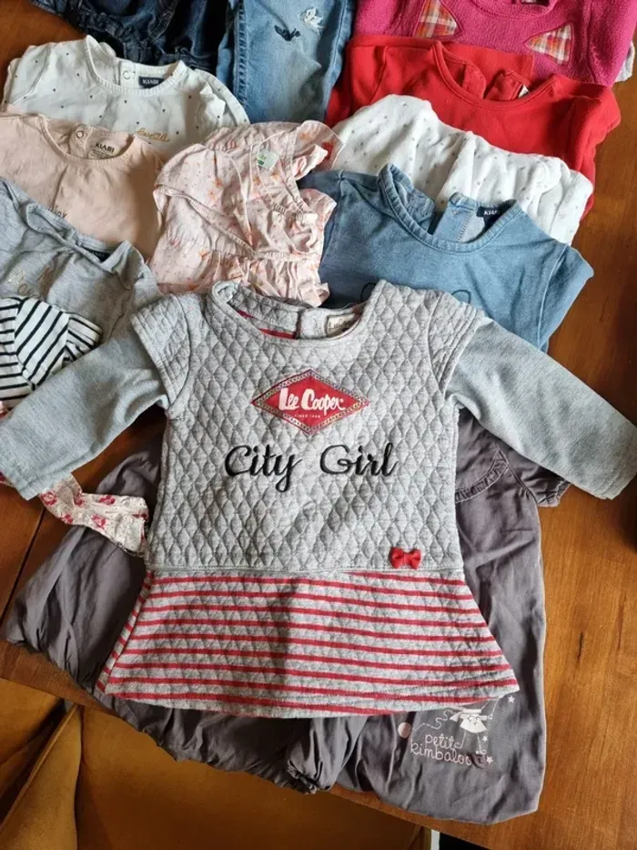 Lot vêtements bébé fille 12 mois - photo numéro 2