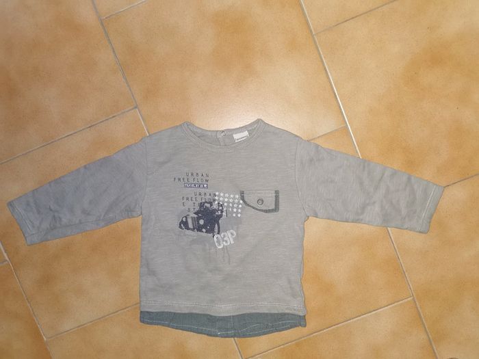 Pull fin gris dessin 12mois