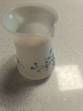 Pichet vintage Arcopal