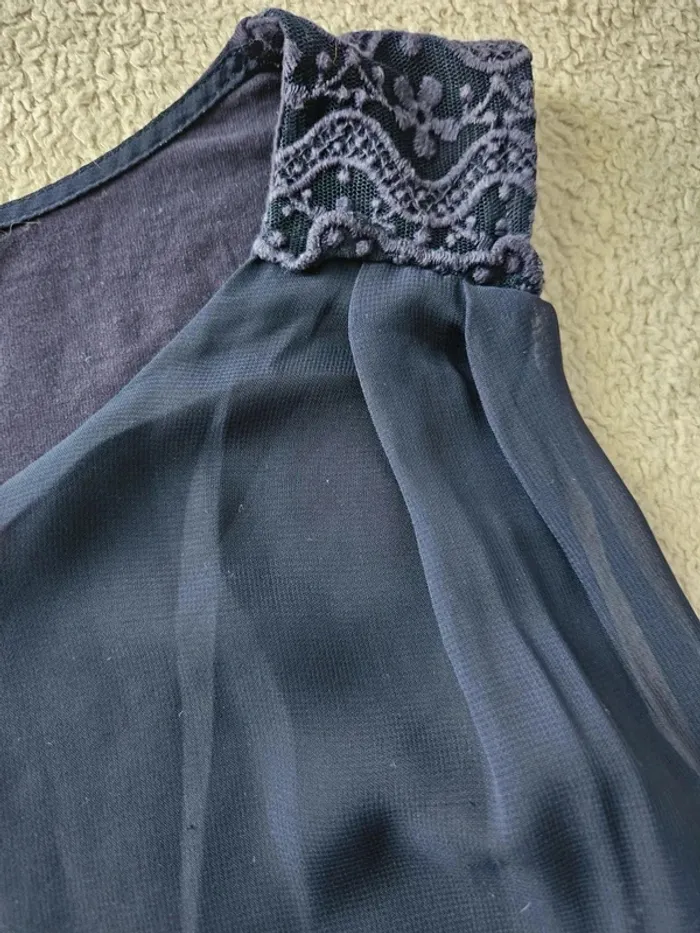 Haut taille M Naf naf TBE - photo numéro 4