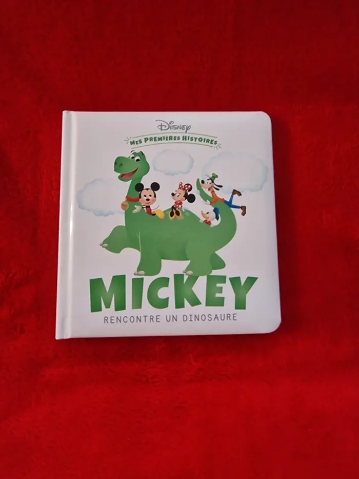 Livre mes premières histoires Disney Mickey rencontre un dinosaure