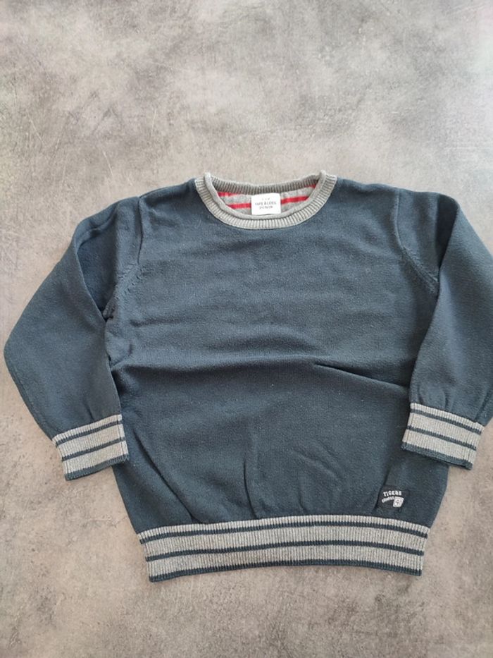 Pull tape à l'oeil