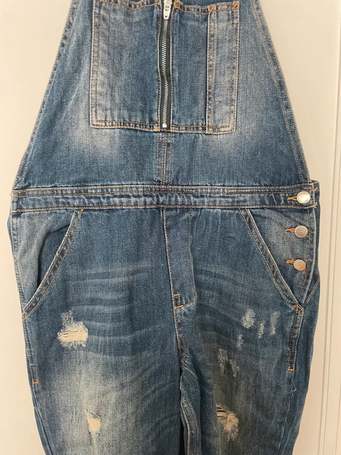 Salopette en jean Zara T38 – Effet destroy tendance – Très bon état - photo numéro 3