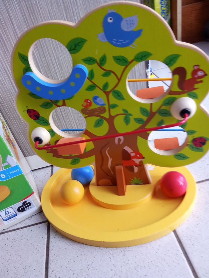 toboggan à balles en bois ,  dès 12 Mois, boîte d'origine, motricité fine, couleurs - photo numéro 2