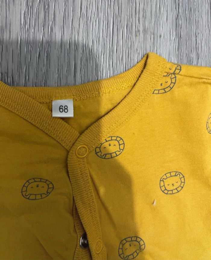 Lot vêtements bébé garçon 6-9 mois - photo numéro 7