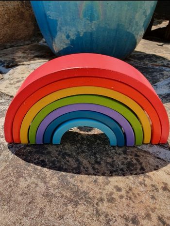 Arc en ciel en bois