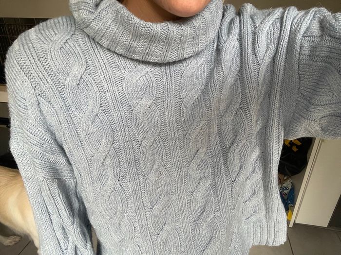 Pull tressé bleu clair Stradivarius