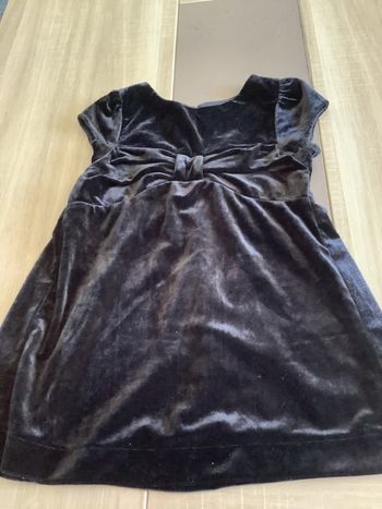 Robe en velours taille 3 ans