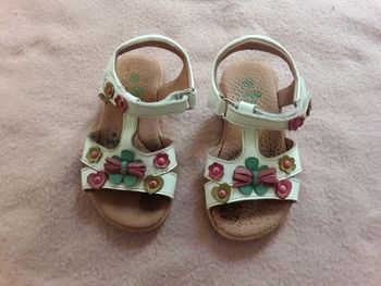 Sandales nu-pieds fille IXOO en 24 en TBE