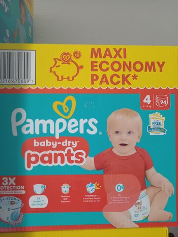 Pampers 84 pants taille 4