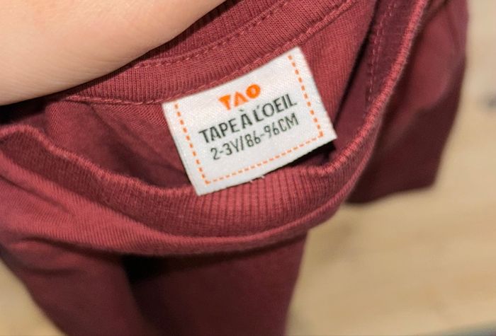 T-shirt bordeaux - photo numéro 3