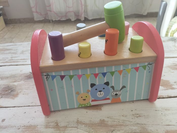 Jeu en bois avec marteau - photo numéro 5