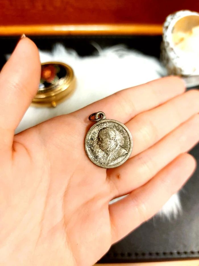 Magnifique médaille religieuse jubilé vintage - photo numéro 3