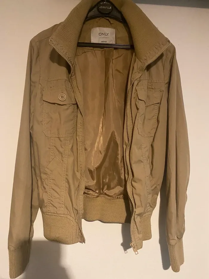 Veste légère Only taille M - photo numéro 3