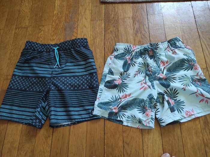 Lot de 2 shorts de bain 12 ans