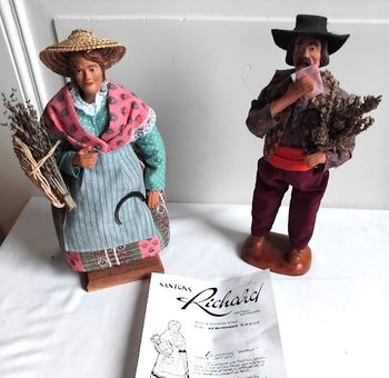 Grands Santons de Provence, couple lavandier signé RICHARD
