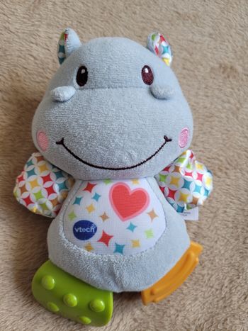 Peluche sensorielle vtech