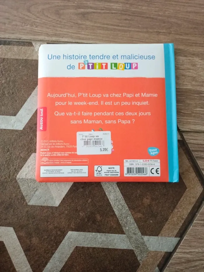 Livre P'tit loup va chez papi et mamie - photo numéro 2