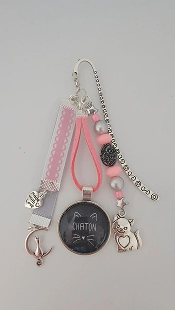 Cadeau chaton, bijoux de sac ou marque page