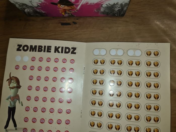 Proche du neuf jeu de société Zombie Kidz des éditions Scorpion Masqué - photo numéro 6